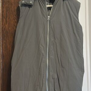 Women’s below the knee vest